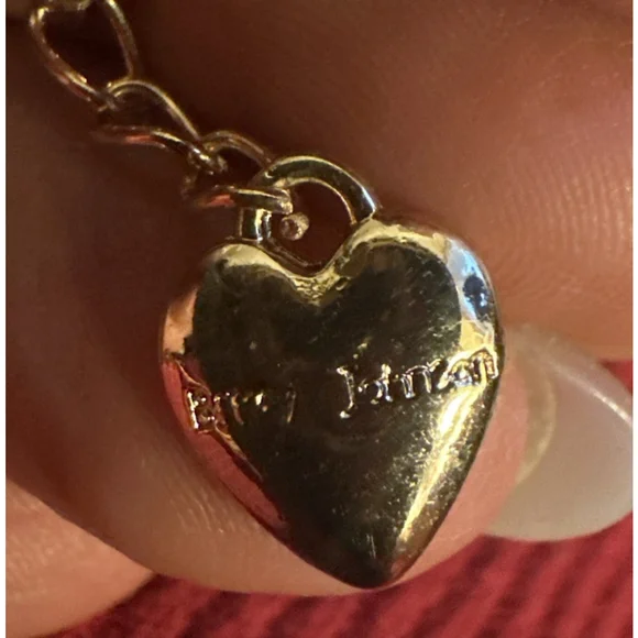 Marked Betsy Johnson Rhinestone Elephant Goldtone Statement Necklace Pendant 28” - Picture 15 of 15